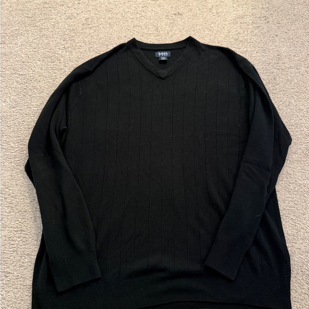 Harbor Bay Classic Black V-Neck Sweater